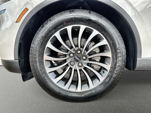 Used 2023 Lincoln Aviator Reserve RWD image 14