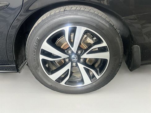 Used 2019 Honda Odyssey Elite image 7