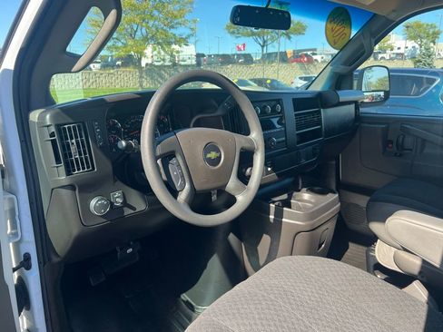 Used 2024 Chevrolet Express 2500 w/ Driver Convenience Package image 17
