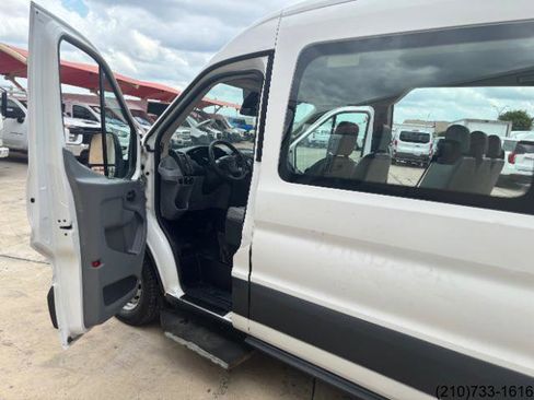 Used 2016 Ford Transit 150 XL RWD image 13