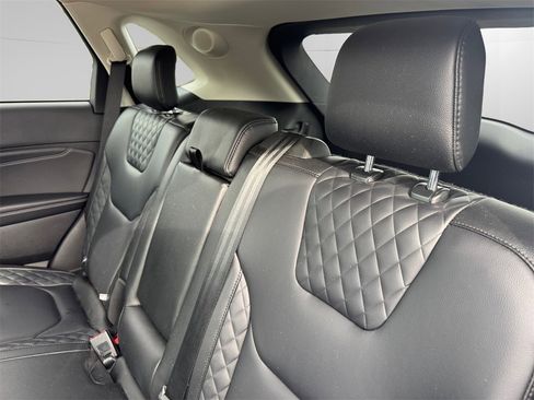 Certified 2024 Ford Edge Titanium image 13