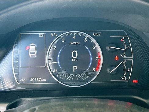 Used 2023 Lexus ES 350 Ultra Luxury w/ Accessory Package (Z2) FWD image 11