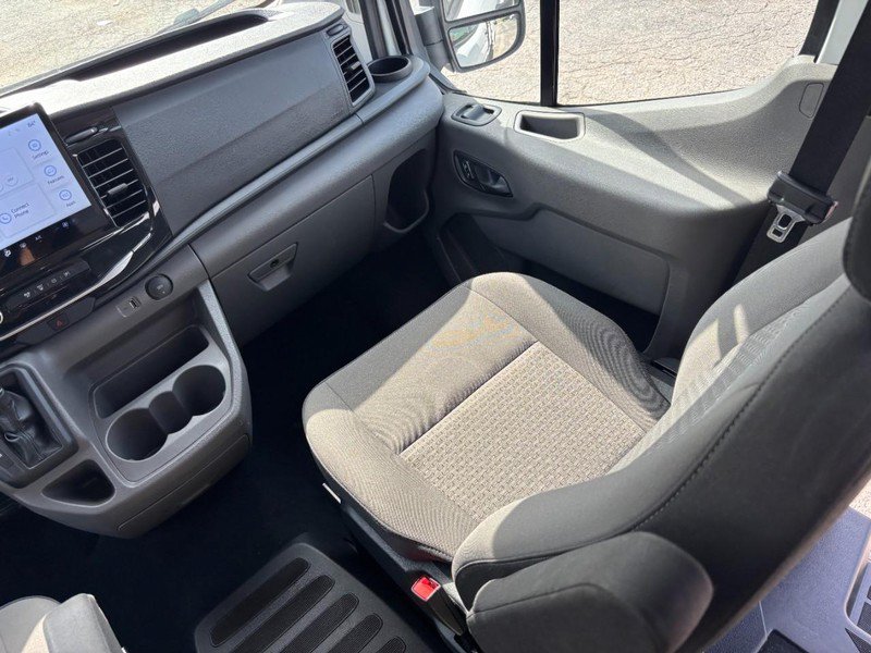 Used 2025 Ford Transit 350 XLT RWD image 17