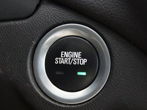 Used 2024 Chevrolet Equinox LT image 8