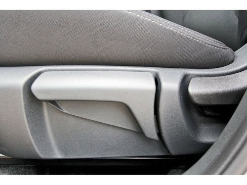 Used 2026 Nissan Rogue S FWD image 20