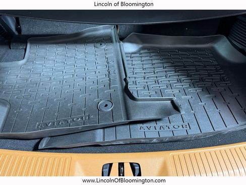 Certified 2025 Lincoln Aviator Black Label w/ Jet Appearance Package image 61