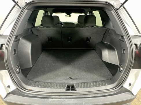 Used 2026 GMC Terrain Elevation FWD image 28