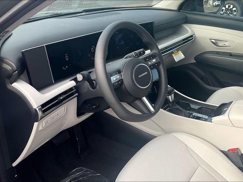 New 2026 Hyundai Tucson SEL image 6