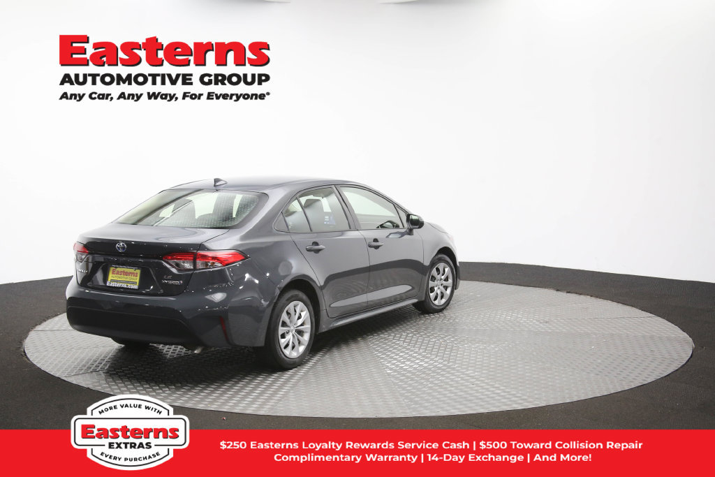 Used 2023 Toyota Corolla LE FWD image 39