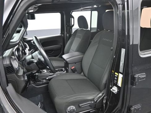 Used 2022 Jeep Wrangler Unlimited Sahara image 18