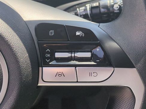 Used 2024 Hyundai Elantra SEL FWD image 20