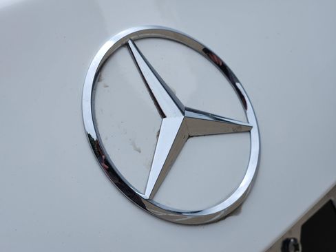 Used 2025 Mercedes-Benz C 300 Sedan image 22