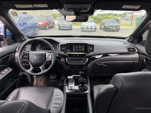 Used 2022 Honda Passport Elite image 16