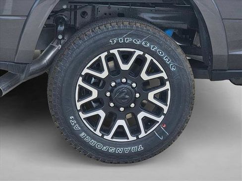 New 2026 RAM 2500 Limited AWD/4WD image 12