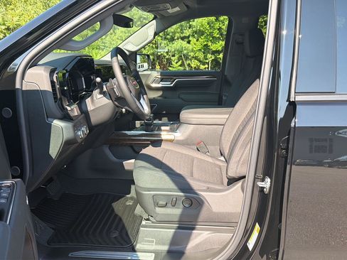 New 2026 GMC Sierra 1500 Elevation w/ Preferred Package AWD/4WD image 9