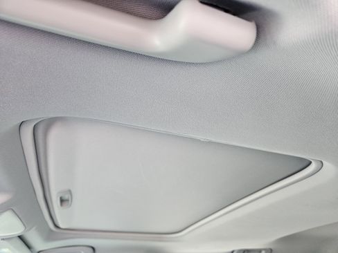 Used 2022 Toyota RAV4 XLE image 25