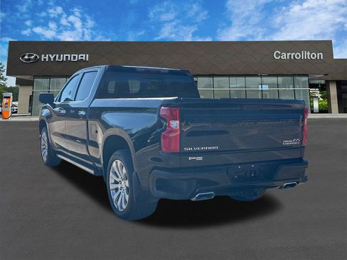 Used 2022 Chevrolet Silverado 1500 High Country w/ Technology Package image 7