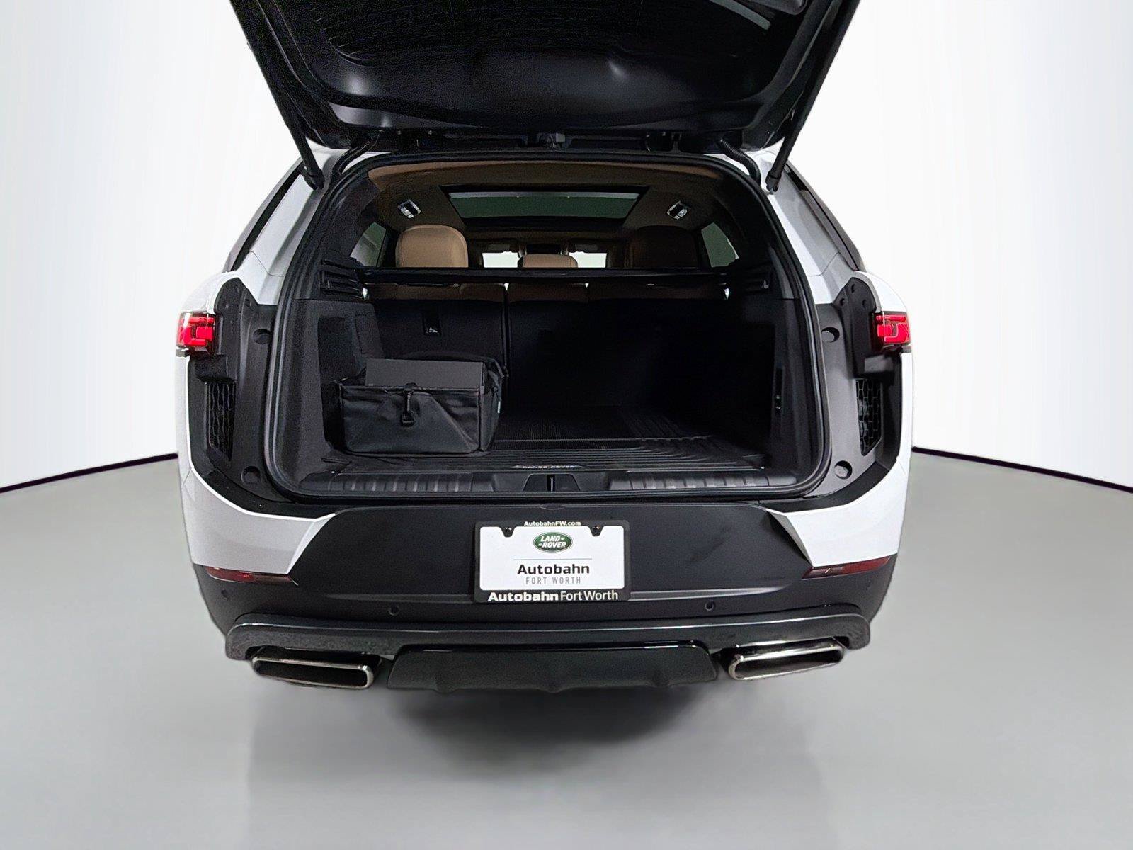 Certified 2026 Land Rover Range Rover Sport SE AWD/4WD image 26