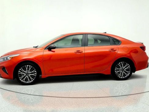 Used 2024 Kia Forte GT-Line w/ GT-Line Premium Package FWD image 8