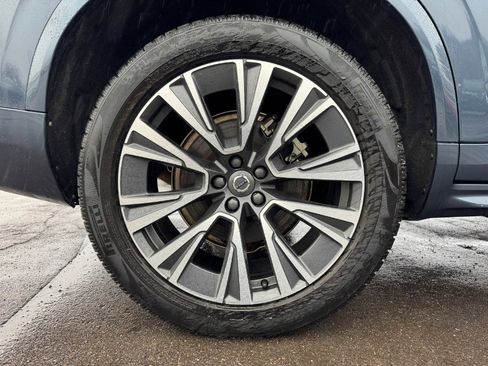 Used 2021 Volvo XC90 T6 Momentum image 13