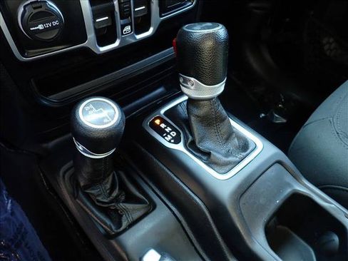 Used 2020 Jeep Wrangler Unlimited Sport AWD/4WD image 19