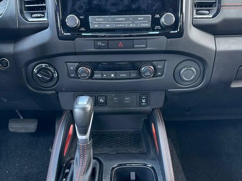 Used 2023 Nissan Frontier PRO-4X w/ Pro-4X Premium Package AWD/4WD image 18