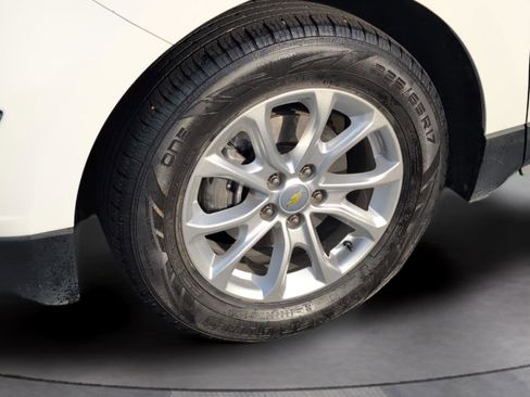 Used 2018 Chevrolet Equinox LS image 8