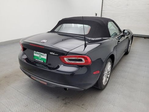 Used 2017 FIAT 124 Spider Classica image 9