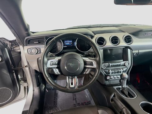 Used 2020 Ford Mustang Premium image 33