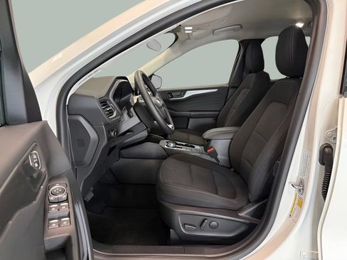 Certified 2023 Ford Escape Active AWD/4WD image 13