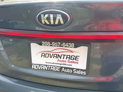 Used 2019 Kia Forte LXS image 29