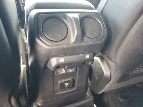 Used 2021 Jeep Wrangler Unlimited Rubicon image 15