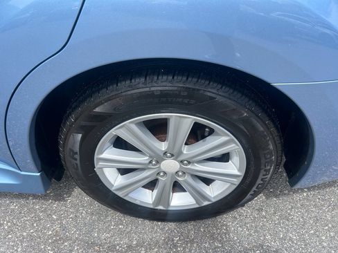 Used 2011 Subaru Legacy 2.5i Premium w/ All-Weather Pkg AWD/4WD image 14