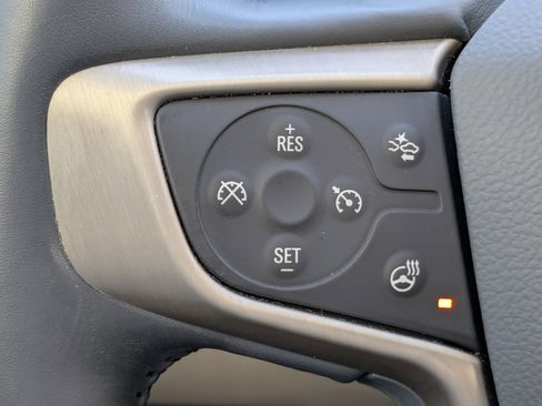 Used 2022 GMC Acadia Denali w/ Denali Ultimate Package FWD image 27
