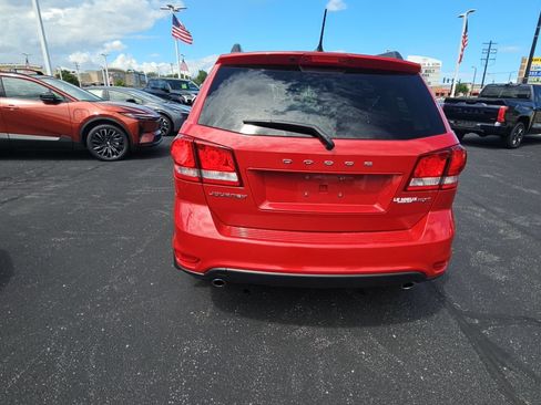 Used 2012 Dodge Journey SXT w/ Popular Equipment Group FWD image 4