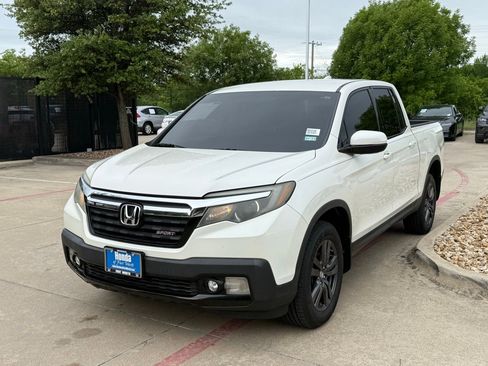 Used 2018 Honda Ridgeline Sport image 1