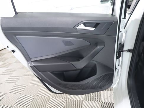 New 2025 Volkswagen Jetta SE image 44