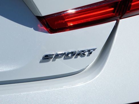 Used 2022 Honda Accord Sport image 44