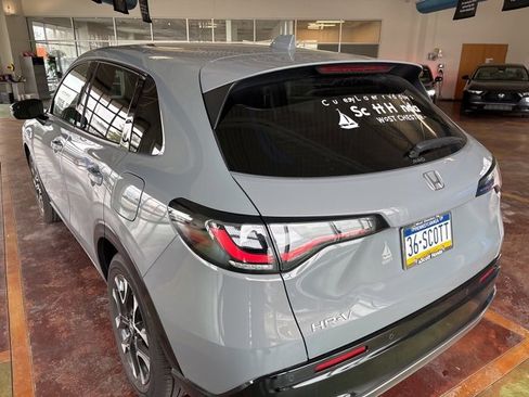 Used 2026 Honda HR-V EX-L image 5