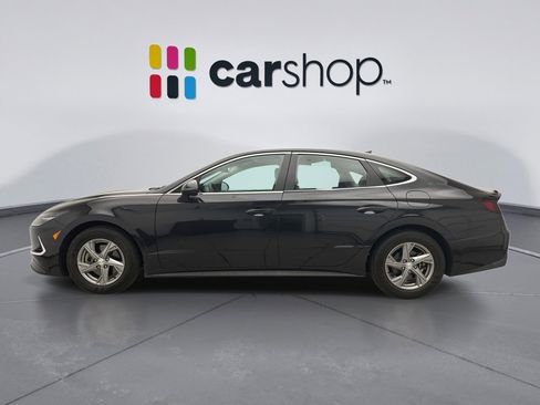 Used 2023 Hyundai Sonata SE w/ Cargo Package FWD image 2