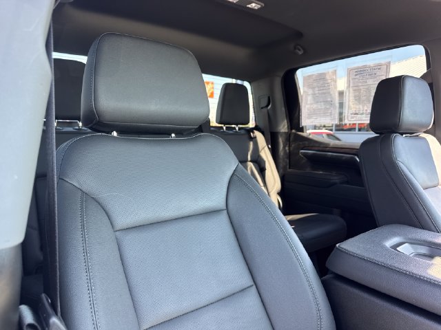 Used 2026 GMC Sierra 1500 SLT AWD/4WD image 28