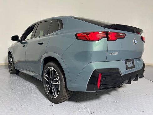 Used 2025 BMW X2 xDrive28i w/ Premium Package image 3