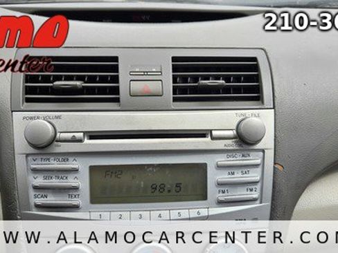 Used 2009 Toyota Camry LE FWD image 40