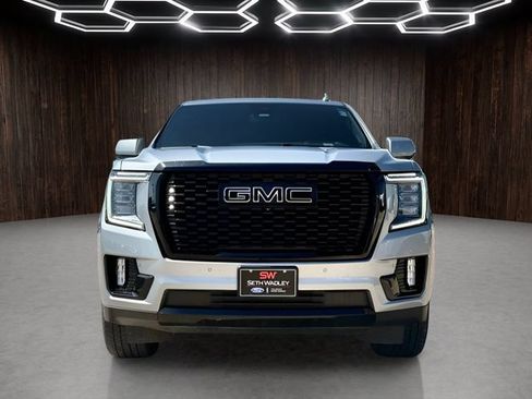 Used 2024 GMC Yukon Denali AWD/4WD image 3