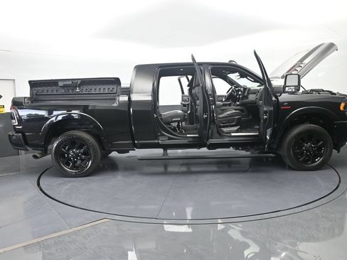 Used 2023 RAM 2500 Limited AWD/4WD image 87