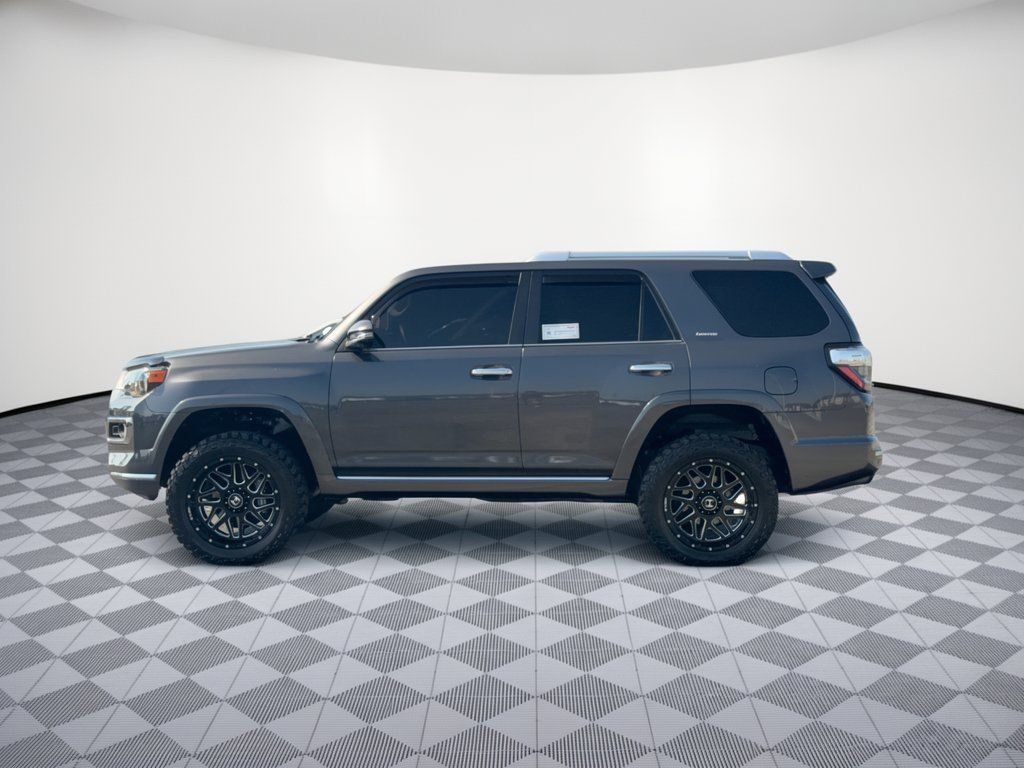 Used 2022 Toyota 4Runner Limited AWD/4WD image 3