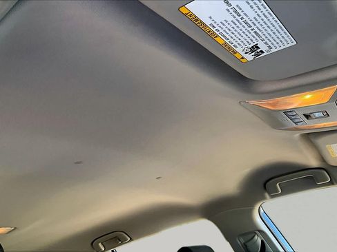 Used 2019 Toyota RAV4 LE w/ All Weather Liner Package FWD image 13