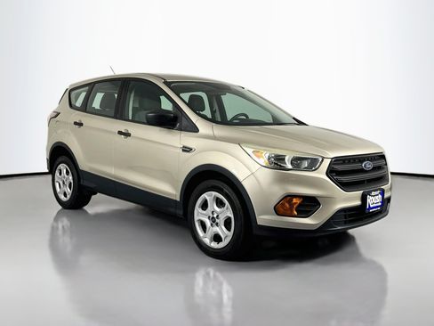Used 2017 Ford Escape S FWD image 3