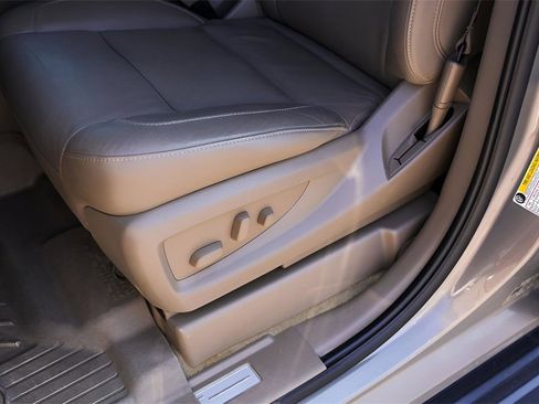 Used 2018 Chevrolet Tahoe LT w/ Texas Edition Package image 8