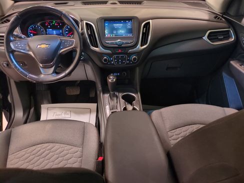 Used 2020 Chevrolet Equinox LT w/ Driver Convenience Package FWD image 17